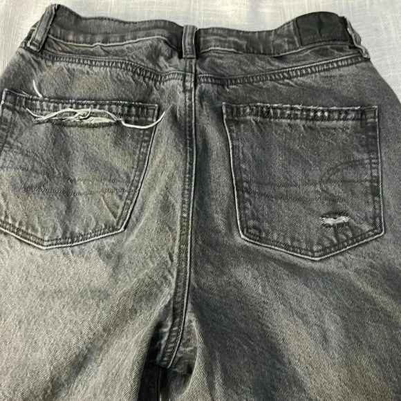 AMERICAN EAGLE BLACK MOM JEAN - Picture 8 of 8